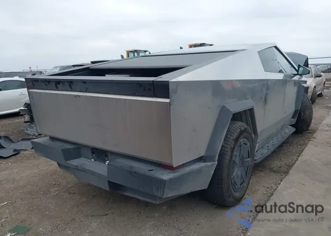 2024 Tesla Cybertruck z USA, uszkodzony, nr VIN 7G2CEHED2RA049086